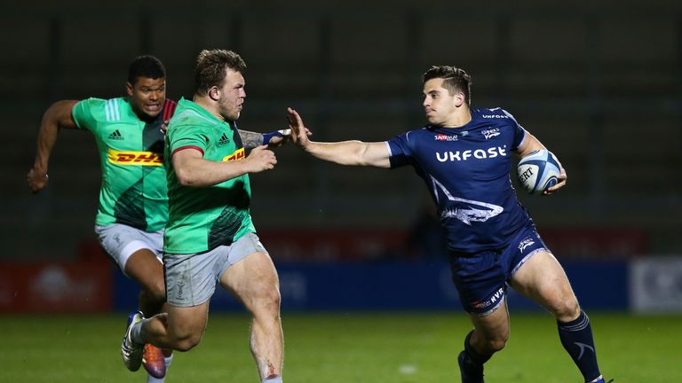 Sale Sharks' Rohan Janse van Rensburg hands off Max Crumpton