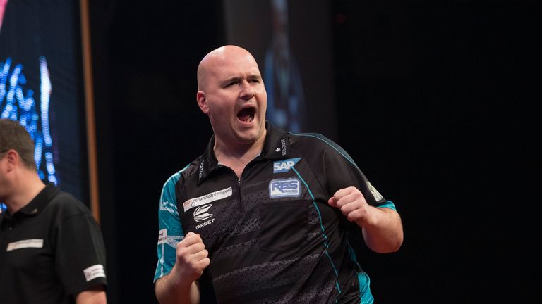 Rob Cross flying high at the top of the Premier League table | Darts ...