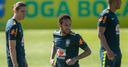 Neymar limps out of Brazil training