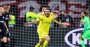 Pedro nabs away goal in Chelsea draw