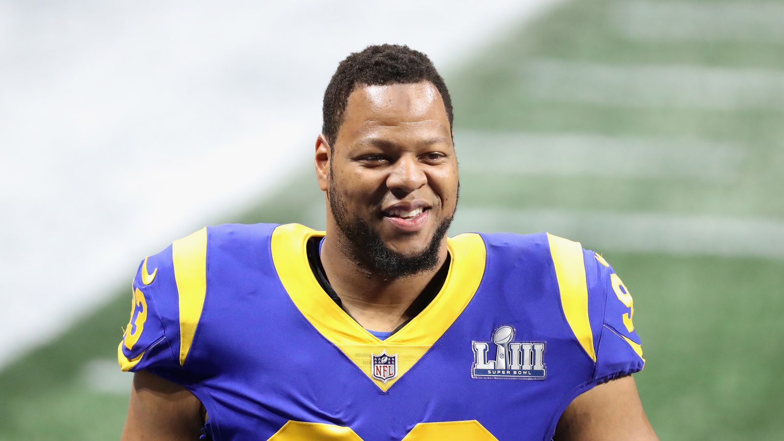 Tampa Bay Buccaneers rework Ndamukong Suh deal, allowing star DT