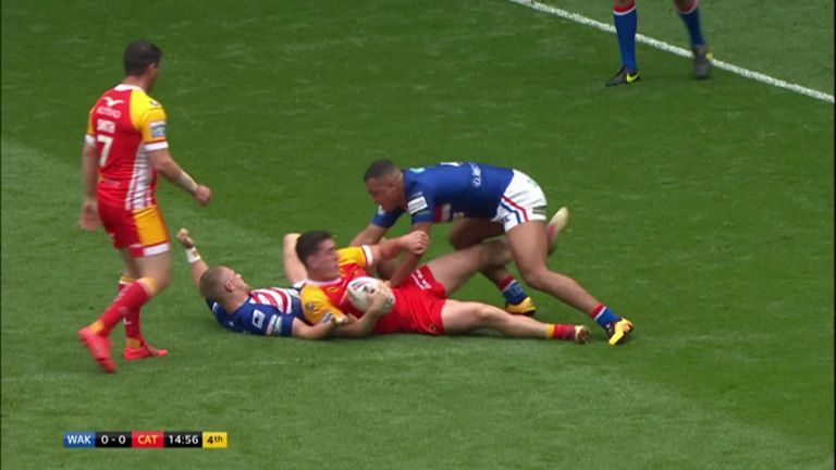 Highlights of Catalans Dragons 18-25 victory over Wakefield Trinity during the 2019 Magic Weekend.