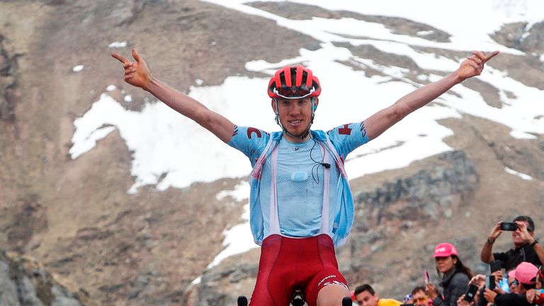 Ilnur Zakarin celebrates his victory