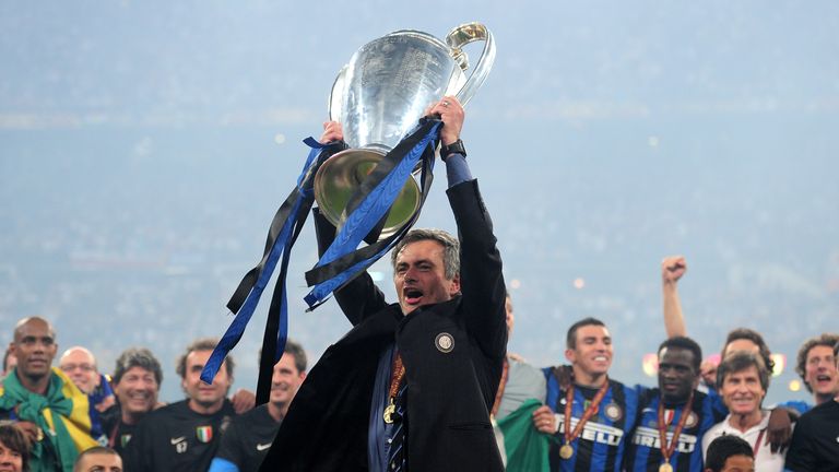 Jose Mourinho celebra ganar la Champions League con el Inter de Milán en 2010