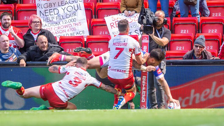 Salford winger Ken Sio scored two tries in the defeat to Hull KR