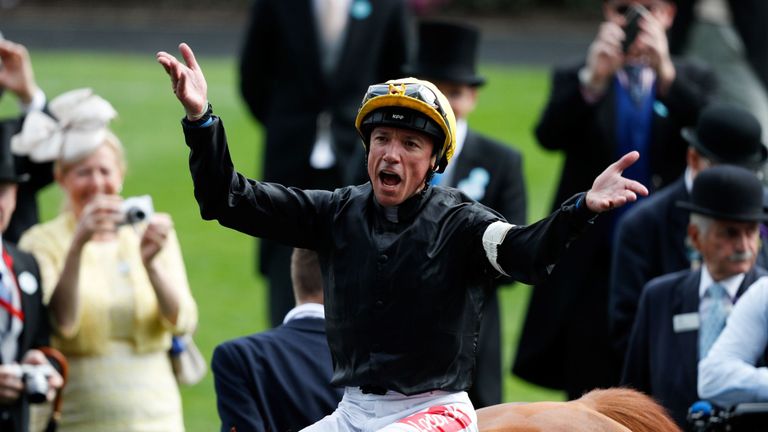Dettori celebrates his fantastic four-timer