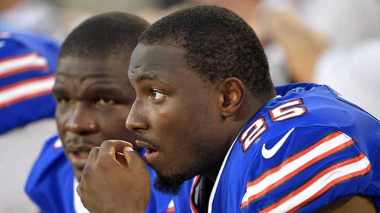 Devin Singletary stars, but Frank Gore tops Buffalo Bills depth chart