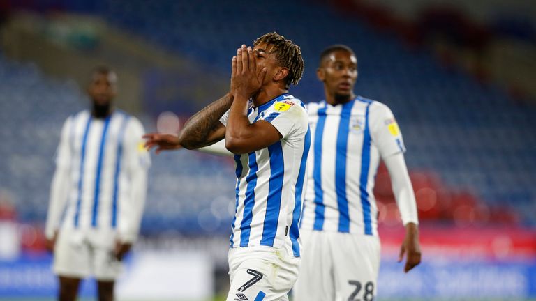 Huddersfield fue noqueado por Lincoln en la primera ronda de la Copa Carabao