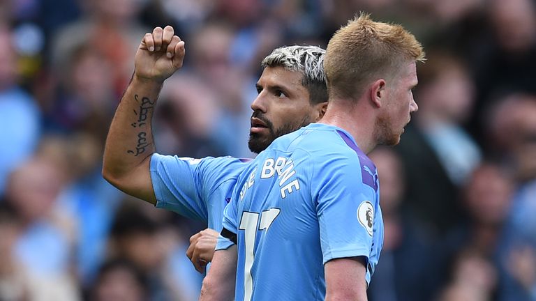 Sergio Agüero y Kevin De Bruyne del Manchester City aparecen en la lista