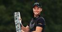 Willett roars to Wentworth win
