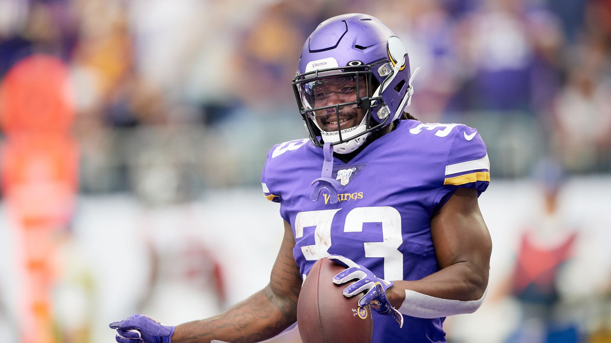 NFC North: Minnesota Vikings, Green Bay Packers tie, 29-29