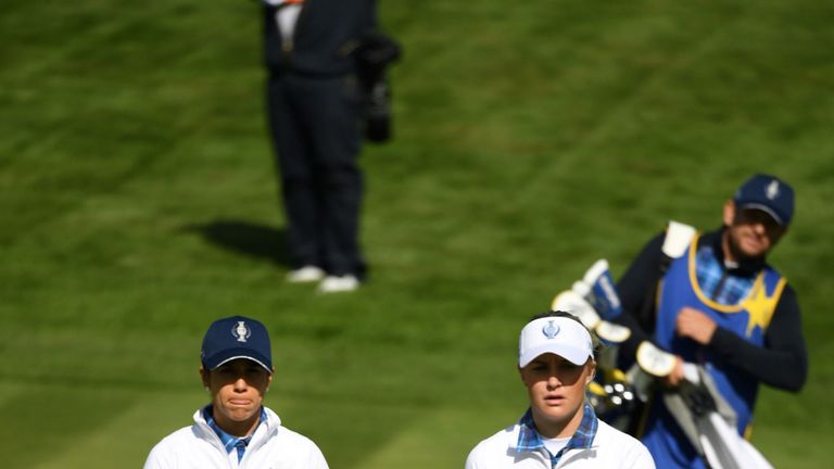 Hull and Munoz let slip a four-up lead