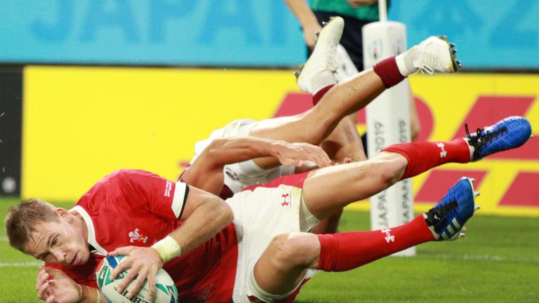 Liam Williams' try secured the bonus point for Wales just before half-time