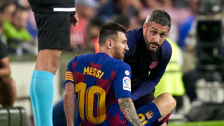 Lionel Messi sufrió una lesión de aductor en la victoria del martes sobre Villarreal