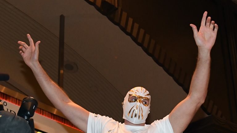 Fury entertained the fans at the MGM Grand Hotel & Casino