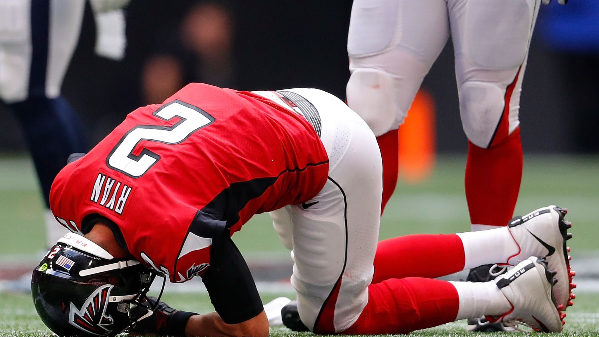 Early Bird Report: Why better protection for Matt Ryan is so important for  Falcons