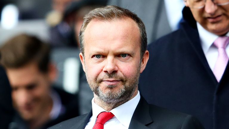 El vicepresidente ejecutivo Ed Woodward ha mantenido conversaciones con Solskjaer sobre objetivos de transferencia