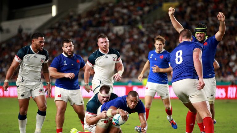 Gael Fickou gets his name on the scoresheet for Les Bleus