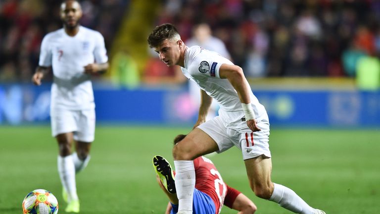 Mason Mount quedó aislado en su papel de ataque