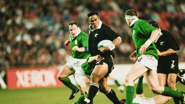 The great Jonah Lomu scored a brace against Ireland in 1995