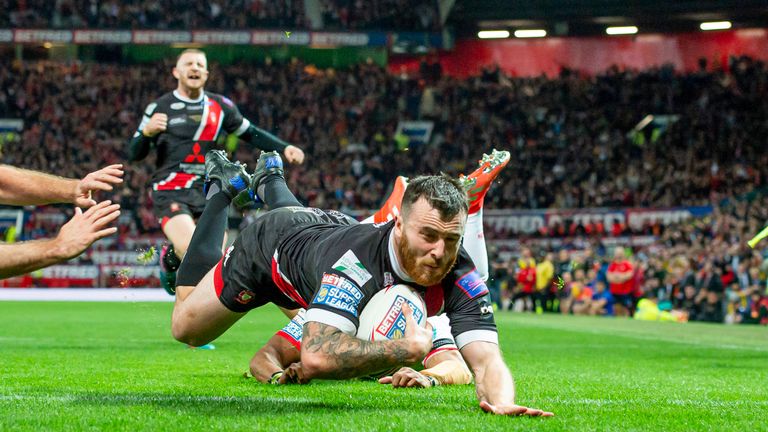Jake Bibby scored eight minutes before half-time to give Salford hope