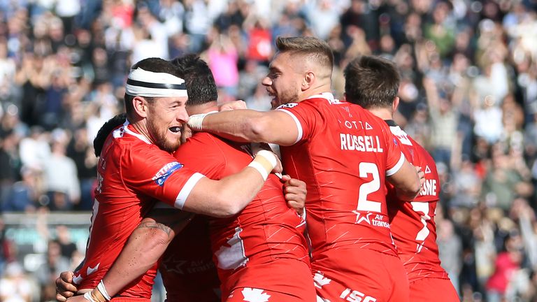 Watch highlights as Toronto clinched an historic promotion to Super League with victory over Featherstone