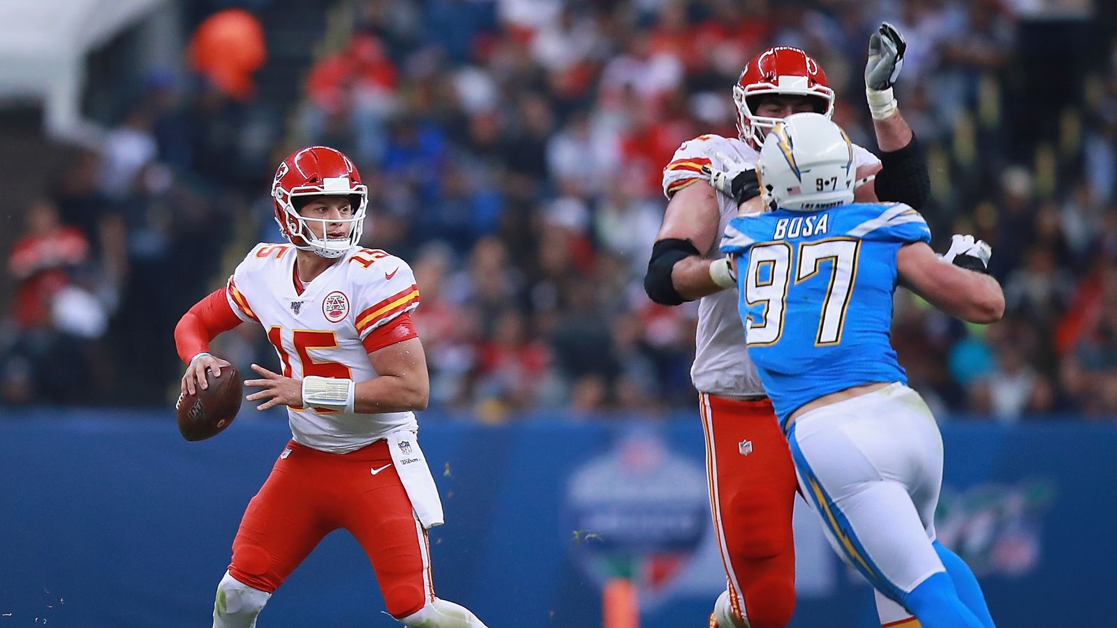 Chargers vs. Chiefs score, takeaways: Patrick Mahomes, Chiefs