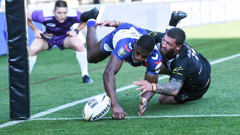 A Jermaine McGillvary se le negó un intento tardío por el último intento de Kenny Bromwich