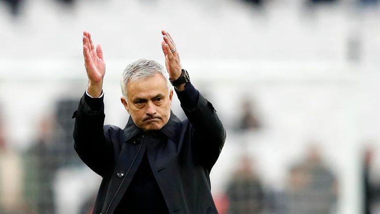 Jose Mourinho ha ganado 22 trofeos importantes durante su carrera gerencial