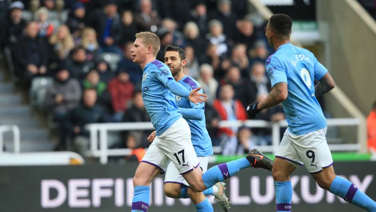 Kevin De Bruyne celebra tras marcar contra el Newcastle