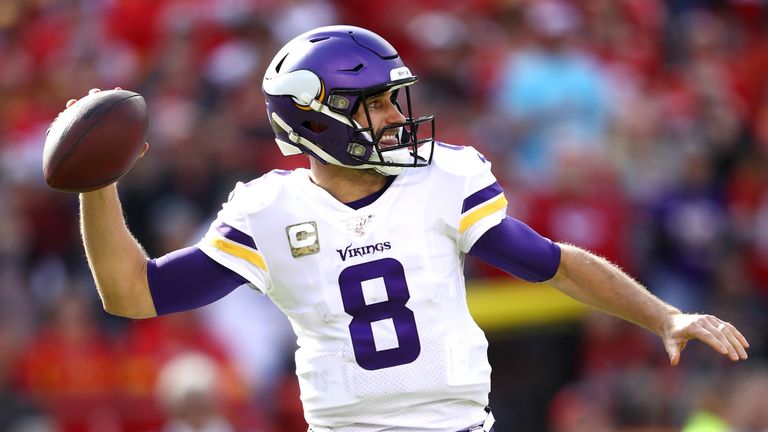 Kirk Cousins ​​lanzó tres touchdowns el día