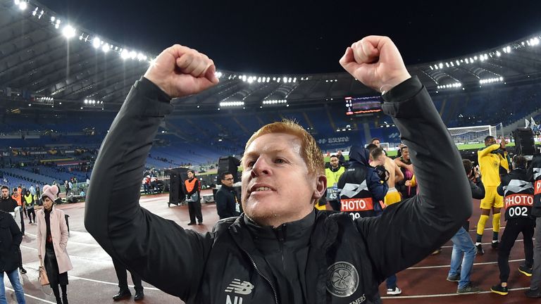 Neil Lennon logró el trabajo italiano de Celtic cuando ganaron en Lazio en la Europa League