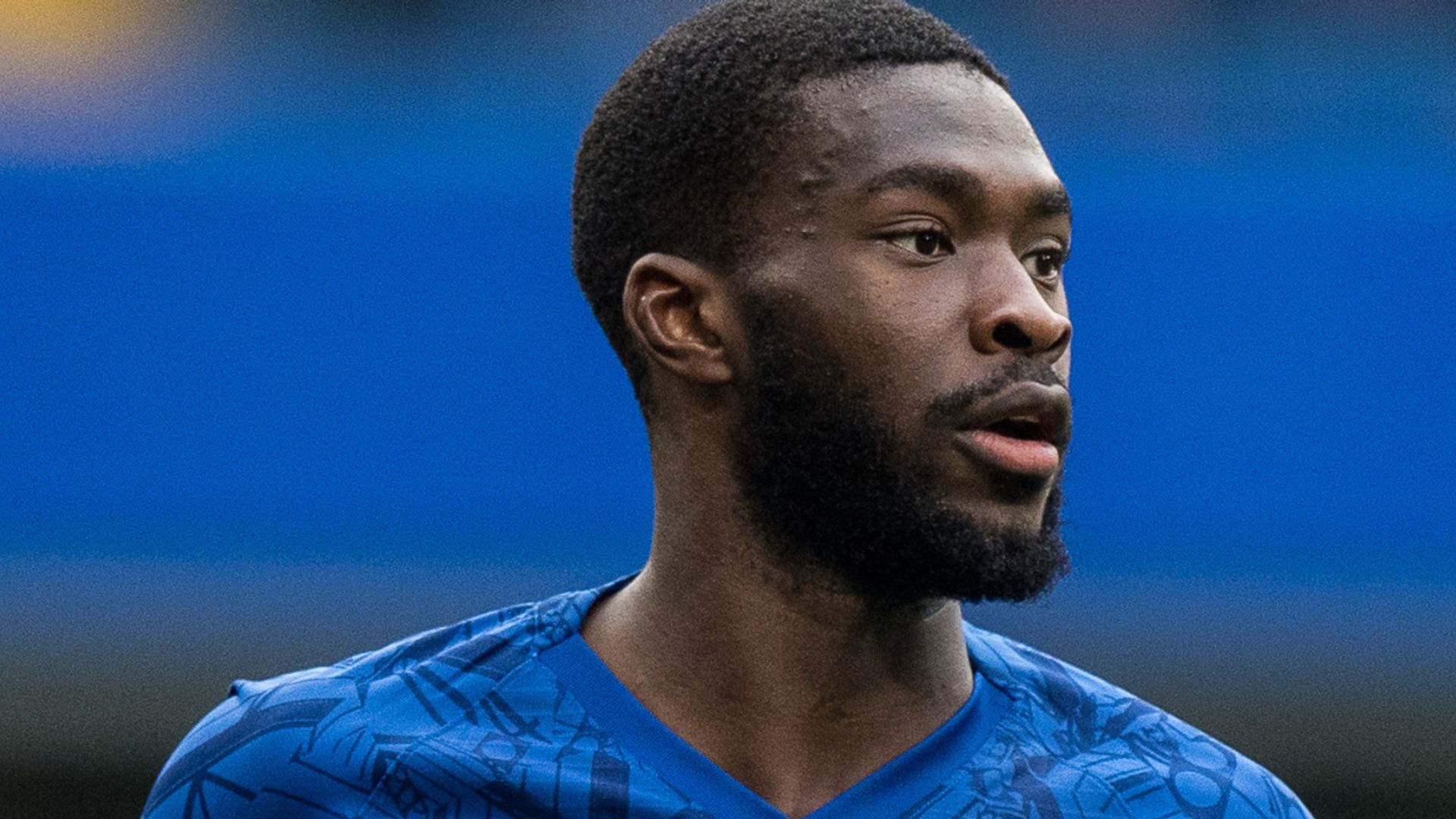 Everton close in on Tomori year loan