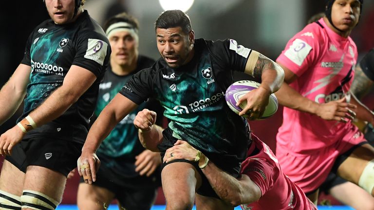 Charles Piutau fue uno de los goleadores de Bristol al vencer al Stade Francais