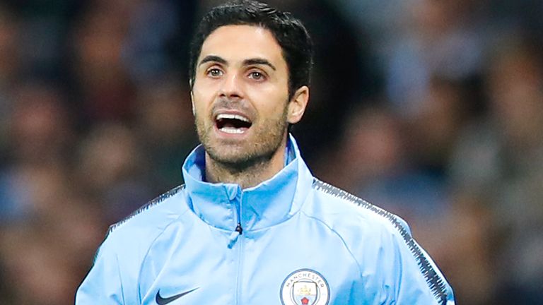 Arteta's ability to speak English is a key factor for Arsenal