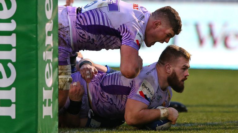 Luke Cowan-Dickie powered over for Exeter's third try