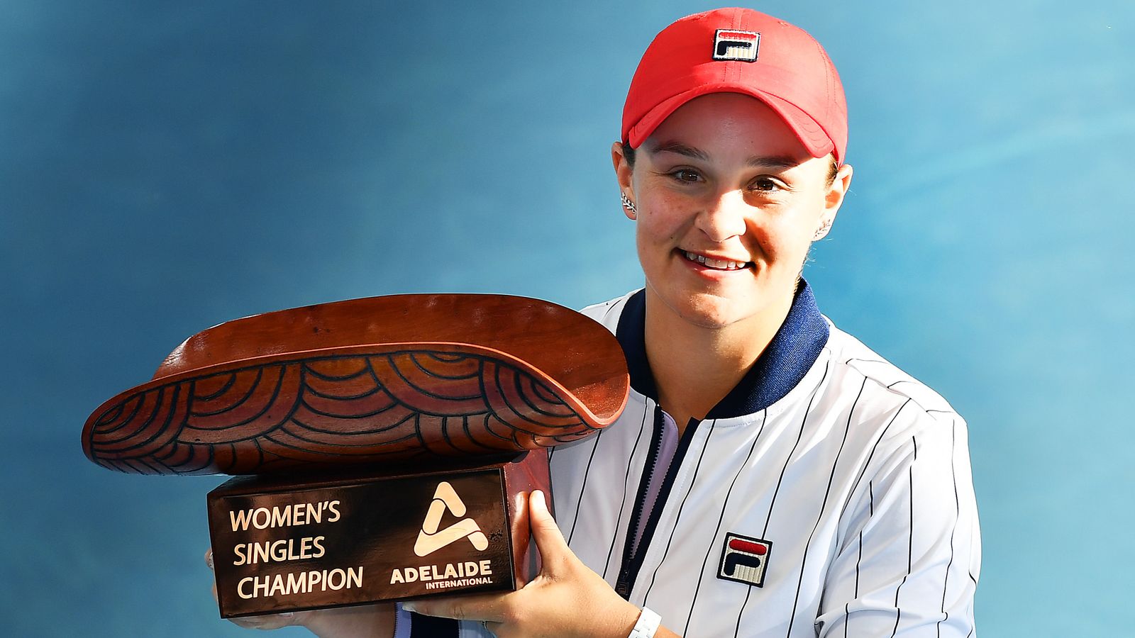 Ashleigh Barty wins Adelaide International ahead of Australian Open