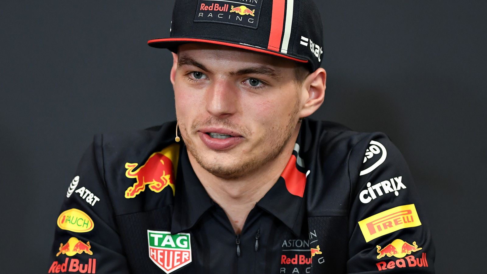 Max Verstappen signs new Red Bull deal to 2023 F1 season Flipboard