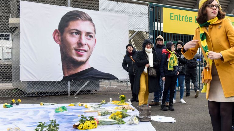 United Kingdom probe: Pilot lost control, flew too fast in Sala crash