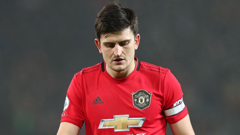 Harry Maguire se retira después de la derrota por 2-0 ante Burnley