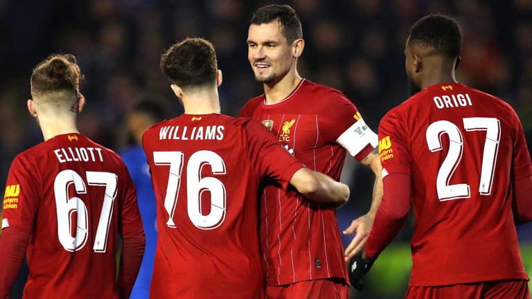 Lovren cree que el Liverpool tiene una fuerte mezcla de jugadores jóvenes y experimentados en su equipo.