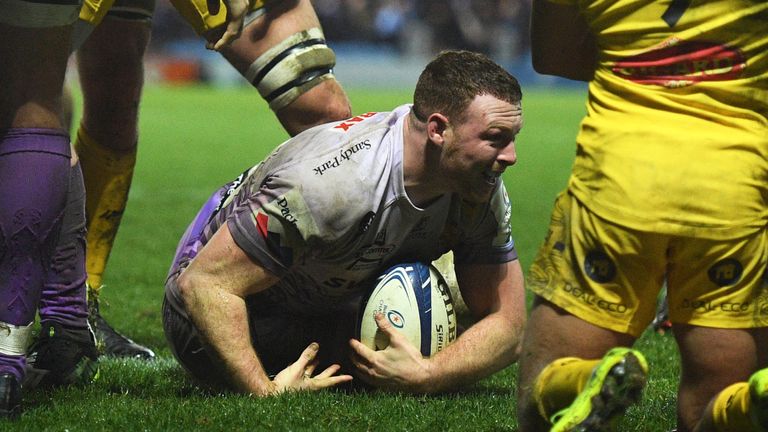 Sam Simmonds scored two tries as Exeter defeated La Rochelle