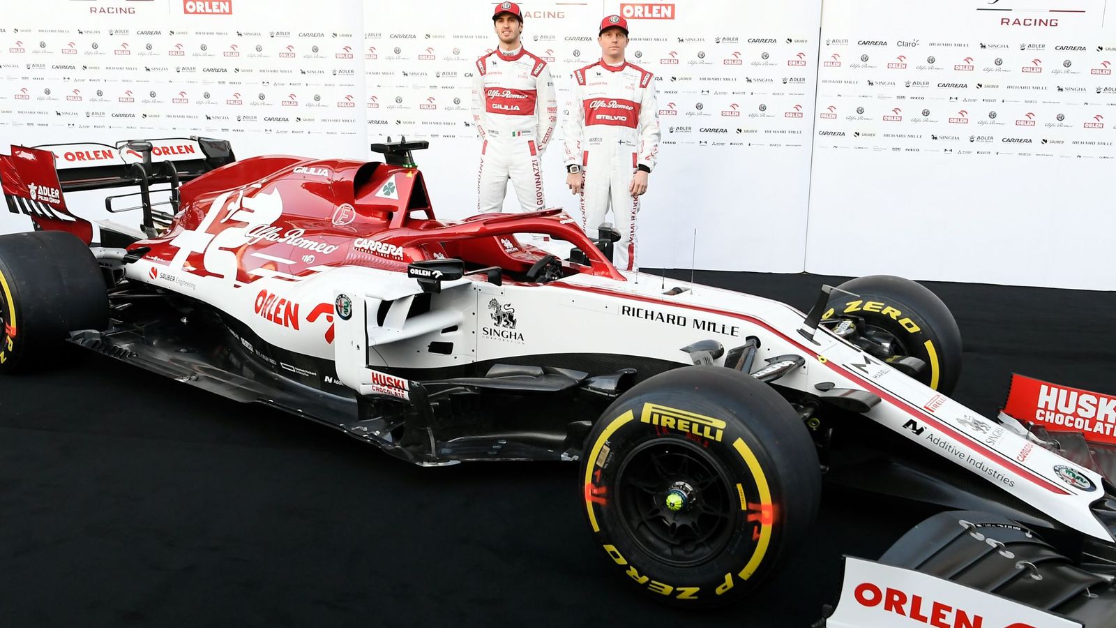 F1 Testing: Alfa Romeo, Haas and Renault reveal new cars | F1 News