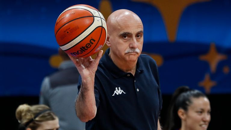 El entrenador del equipo GB, Chema Buceta, se ha reído de las comparaciones con Pep Guardiola