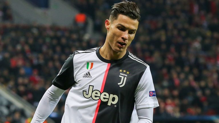 Cristiano Ronaldo estará entre aquellos a quienes la Juventus reducirá sus salarios