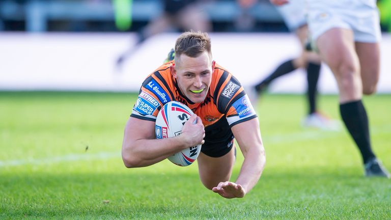 Watch all of the key moments as Castleford deny Toronto and Sonny Bill Williams in the Wolfpack's first Super League game.