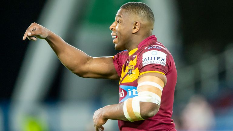 Highlights from Stade Gilbert Brutus as Catalans Dragons took on Huddersfield Giants