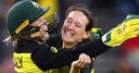 Australia dominating T20 World Cup final LIVE!