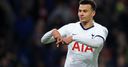 Spurs rally to draw but fail to cut top-four gap