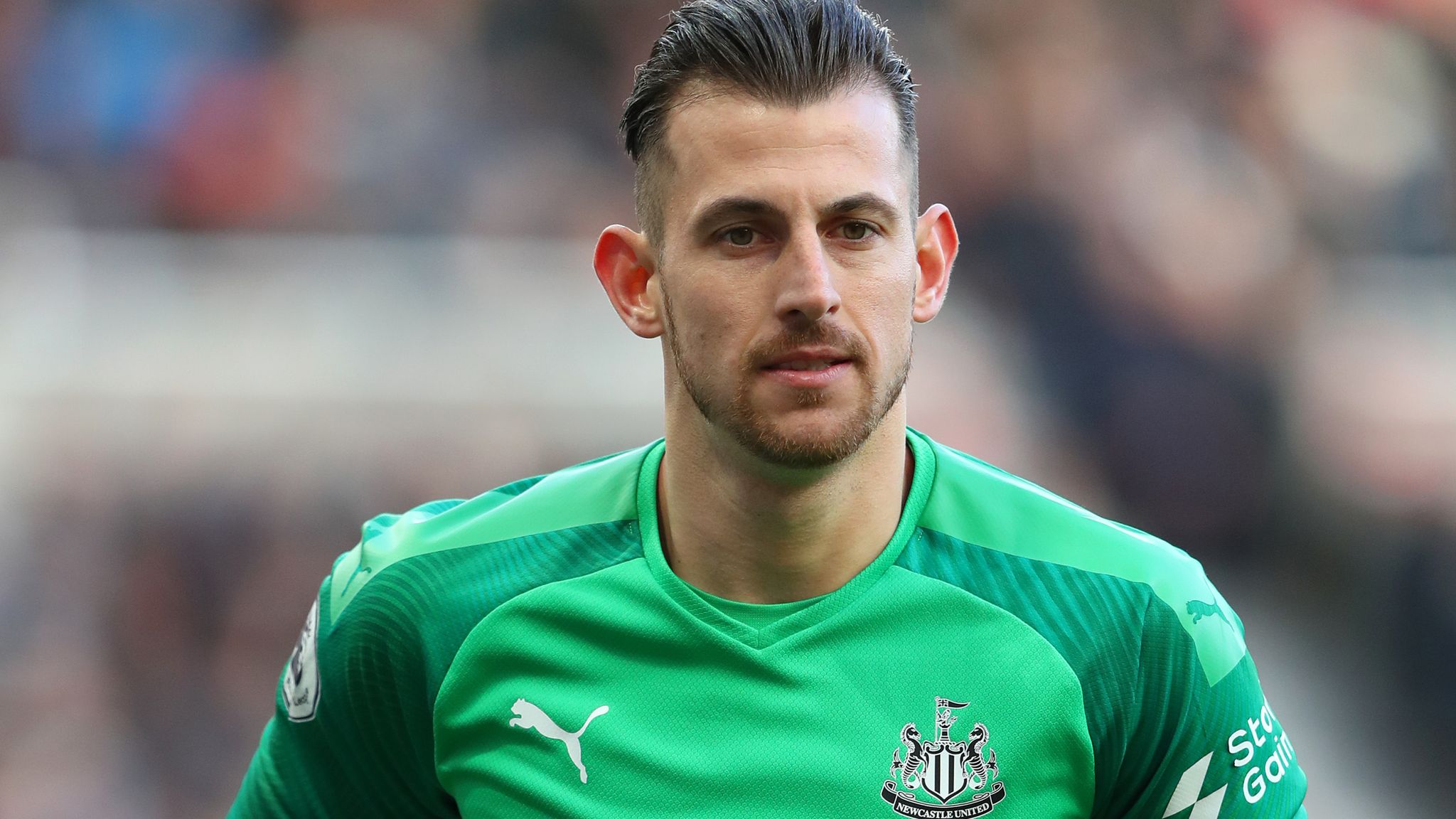 Martin Dubravka: Newcastle goalkeeper out for up to eight weeks ...